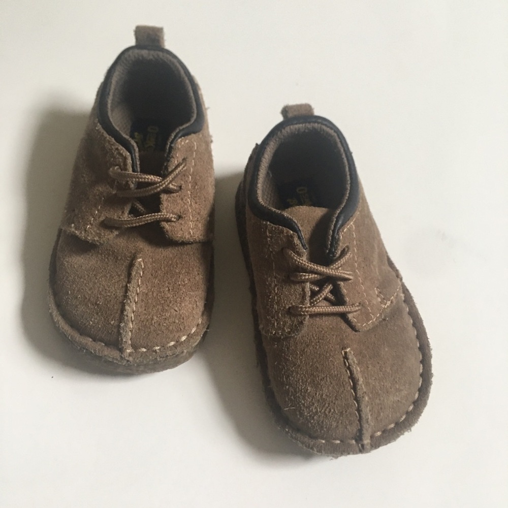 Genuine kids Oshkosh shoes